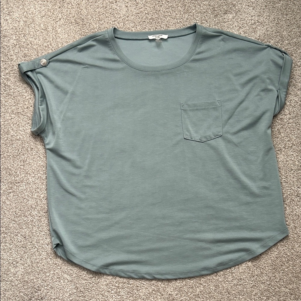 Cable & Gauge Teal Short Sleeve Top